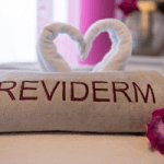 Firmenlogo von REVIDERM skinmedics rielasingen